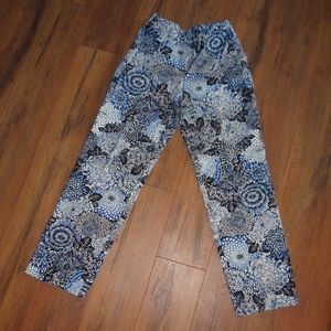 Straight legged, flower pattern Talbot pant
